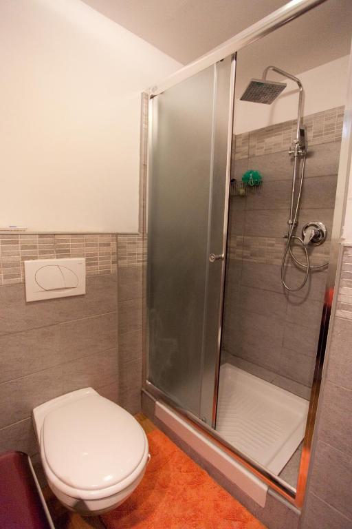 10 House Budget Appartement